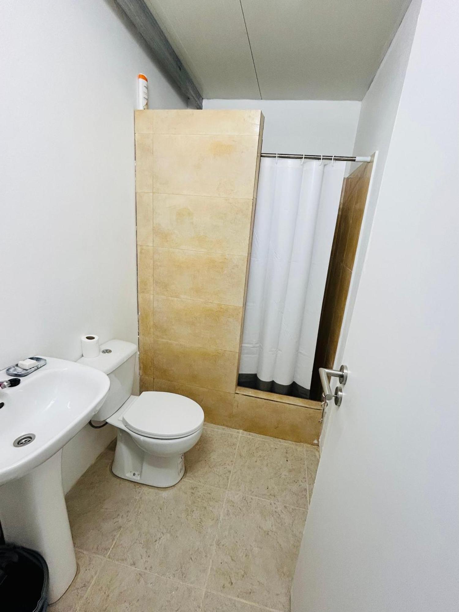 Japji Guest House Esmeriz Vitoria Exterior photo