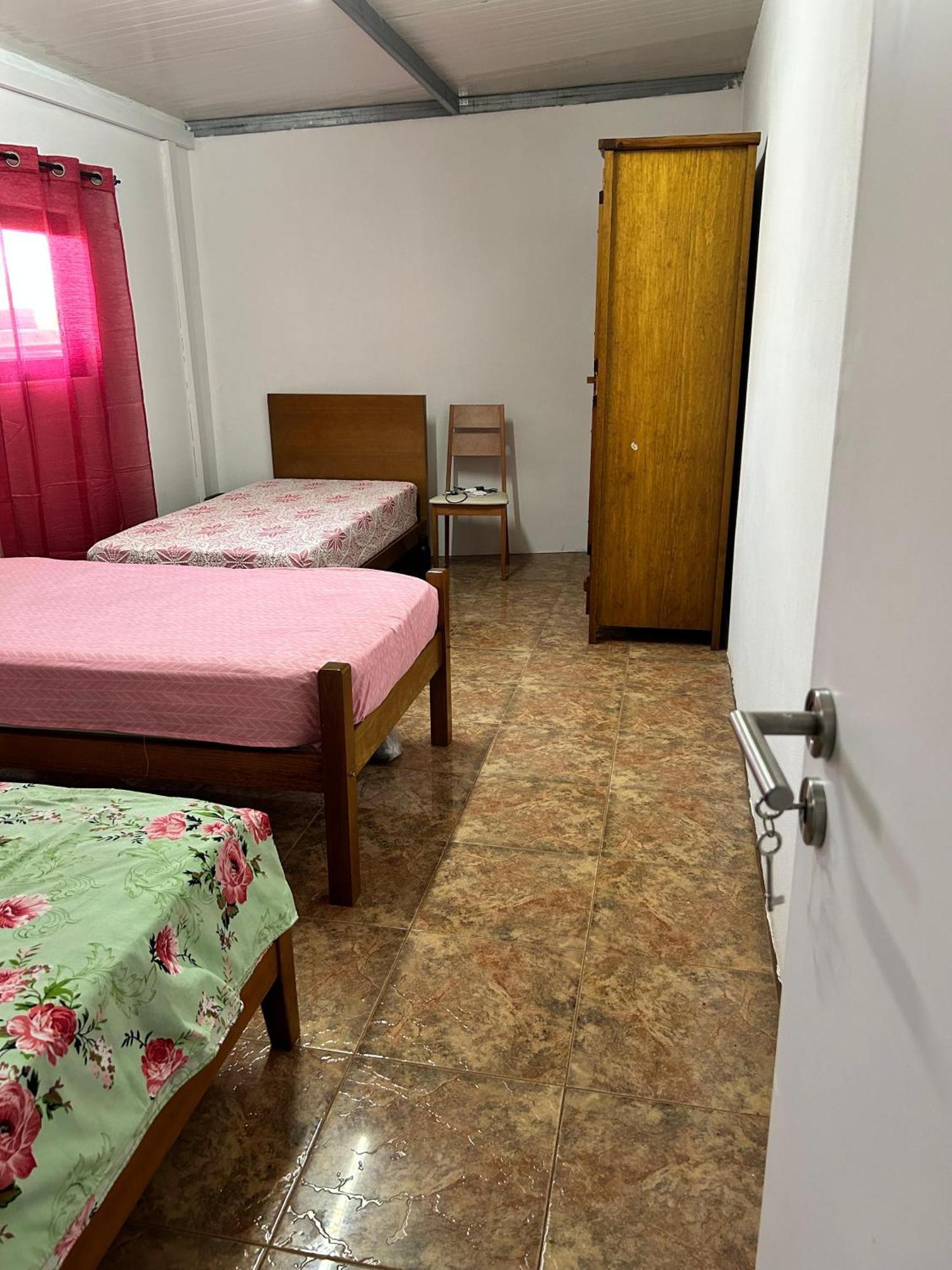Japji Guest House Esmeriz Vitoria Exterior photo